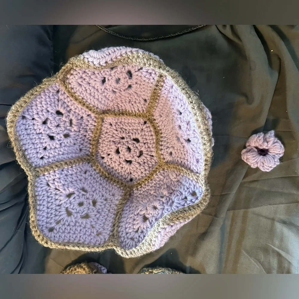🔥 Handmade Crochet Purple and Gray Basket w/Flower Hair Clip